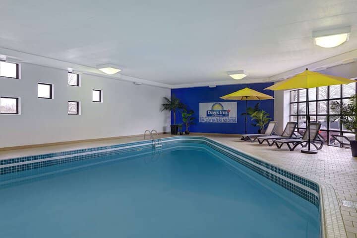 Pool 32 of 37